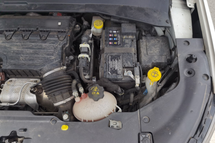 Jeep 指南者 2021款 220T 自动领先版局部细节9007