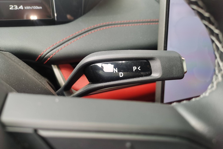 小米汽车 小米SU7 2024款 四驱超长续航高阶智驾Max版局部细节18