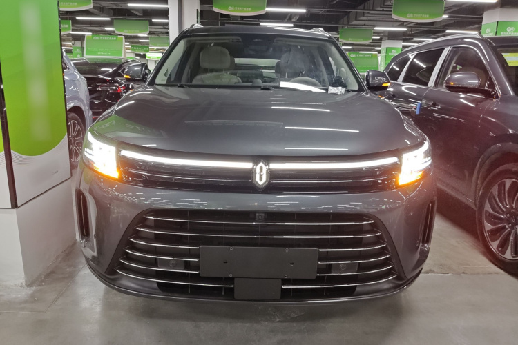 鸿蒙智行 问界M7 2024款 1.5T 后驱Plus版 6座车身外观2