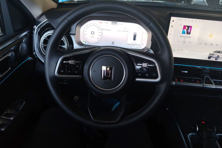 坦克400新能源 2024款 Hi4-T 越野版中控内饰13