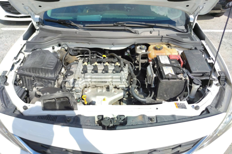 雪佛兰 科沃兹 2019款 320 自动欣悦版机舱底盘24