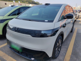 极氪MIX 2025款 长续航智驾版