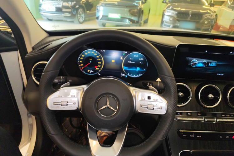 奔驰C级 2020款 C 200 L 时尚型运动版中控内饰13