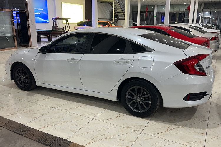 本田 思域 2019款 180TURBO CVT尚动版 国VI车身外观6005