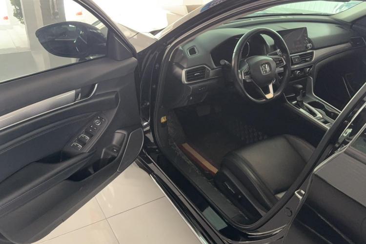 本田 雅阁 2018款 260TURBO 精英版 国VI中控内饰7002