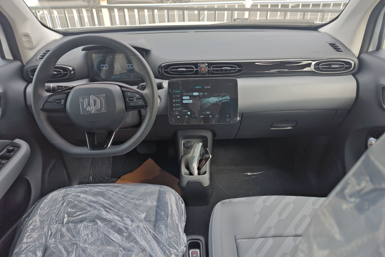 零跑汽车 零跑T03 2025款 310舒享版中控内饰12