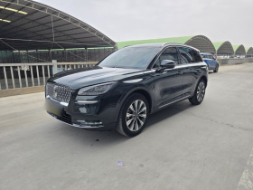 林肯 冒险家 2022款 2.0T 两驱尊雅版