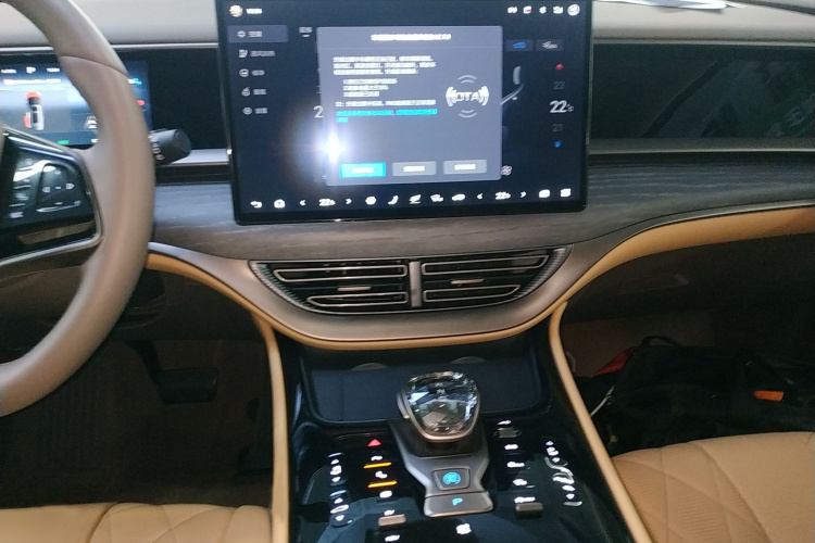 腾势D9 2022款 DM-i 970 四驱尊荣型局部细节16