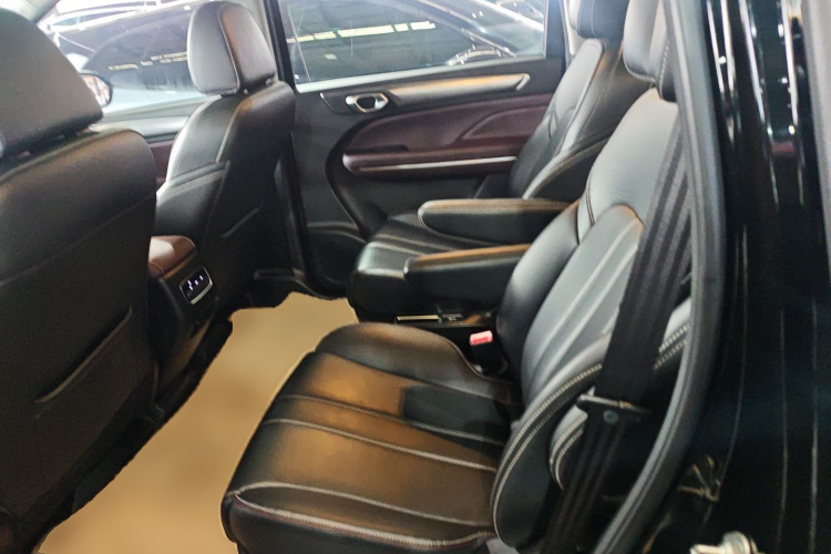 广汽传祺 传祺M6 2023款 PRO 270T DCT尊享版中控内饰7004