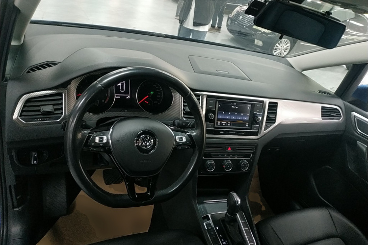 大众 高尔夫·嘉旅 2019款 280TSI 自动好奇型 国VI中控内饰7002