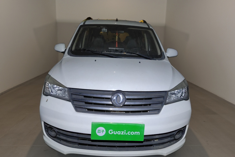 东风风光 风光330 2018款 1.5L 330S 舒适型国V DK15车身外观2