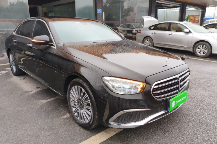 奔驰E级 2023款 改款 E 300 L 时尚型车身外观6002