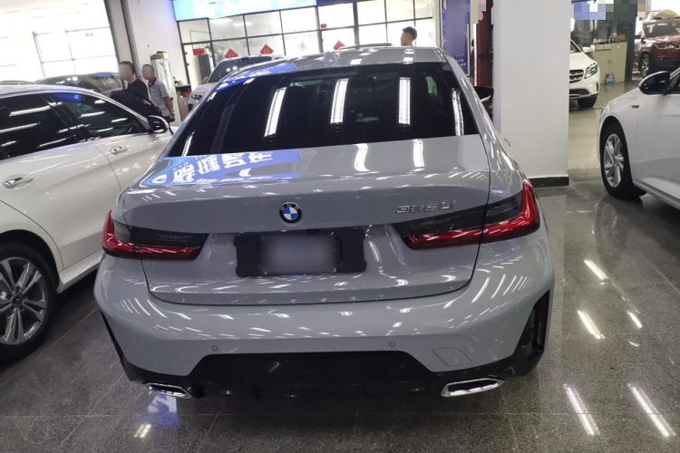 宝马3系 2025款 325Li M运动套装车身外观6004