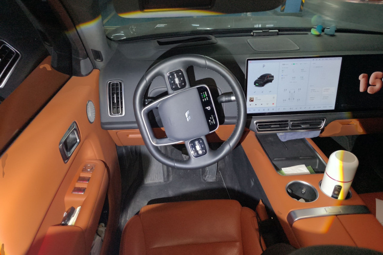 理想汽车 理想L7 2023款 Air中控内饰13