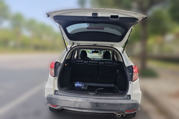 本田 缤智 2015款 1.8L CVT两驱精英型局部细节23