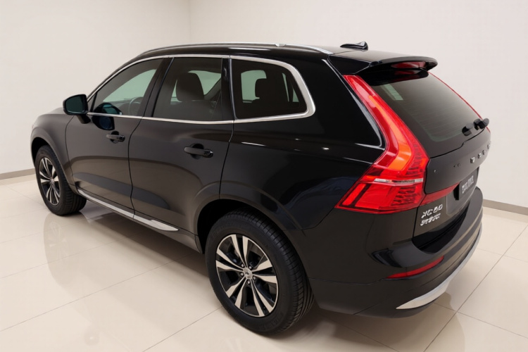 沃尔沃XC60 2026款 B5 四驱智逸豪华版车身外观5