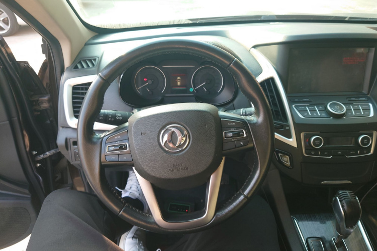 东风风神AX7 2016款 2.0L 自动智逸型中控内饰13