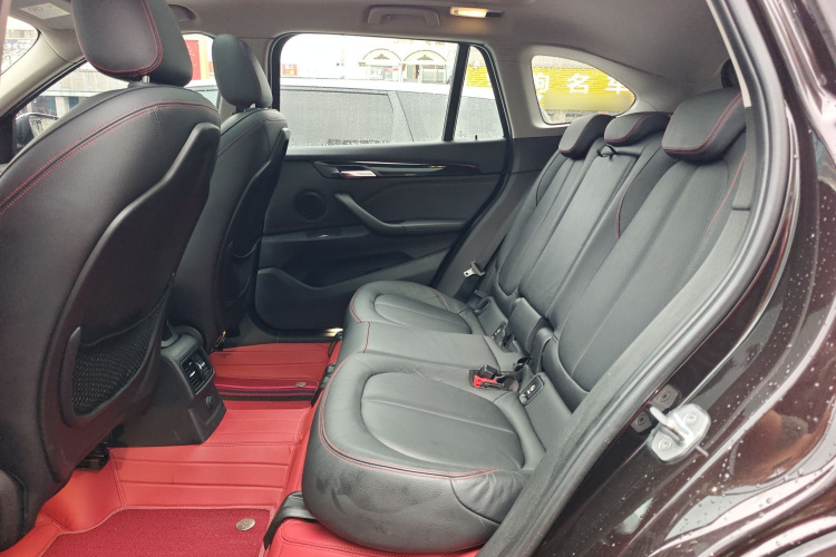 宝马X1 2016款 sDrive20Li 豪华型中控内饰7002