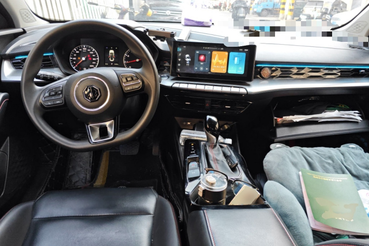 名爵 MG5 2021款 180DVVT CVT青春风尚版中控内饰12