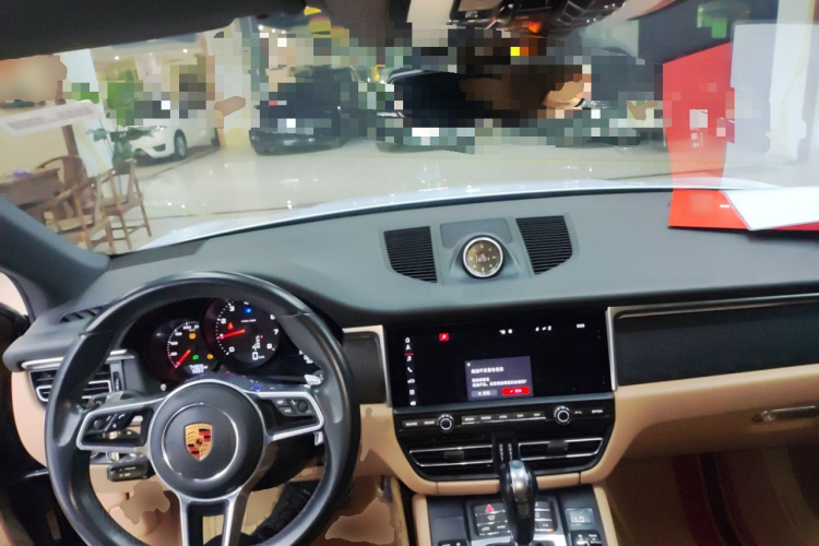 保时捷 2018款 Macan 2.0T中控内饰12