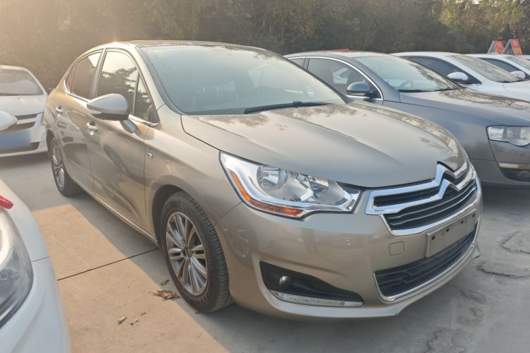 雪铁龙C4L 2014款 1.8L 智驱版 自动劲智型车身外观3