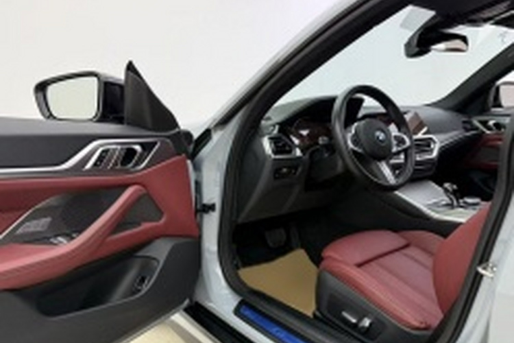 宝马4系 2022款 425i Gran Coupe M运动套装中控内饰7004