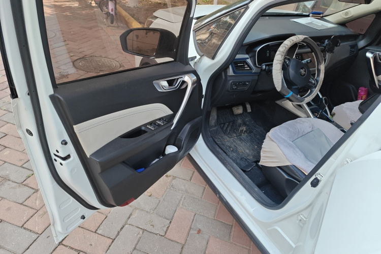 睿蓝汽车 枫叶30X 2020款 智行版中控内饰20