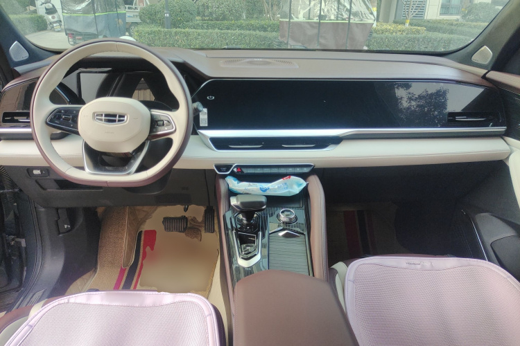 吉利汽车 星越L 2023款 2.0TD 高功自动两驱旗舰型中控内饰12