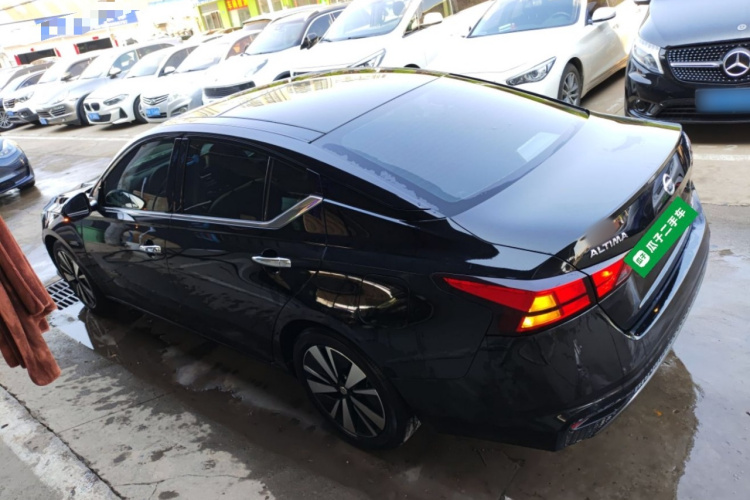 日产 天籁 2021款 2.0T XL Upper AD1 智享领航版车身外观4