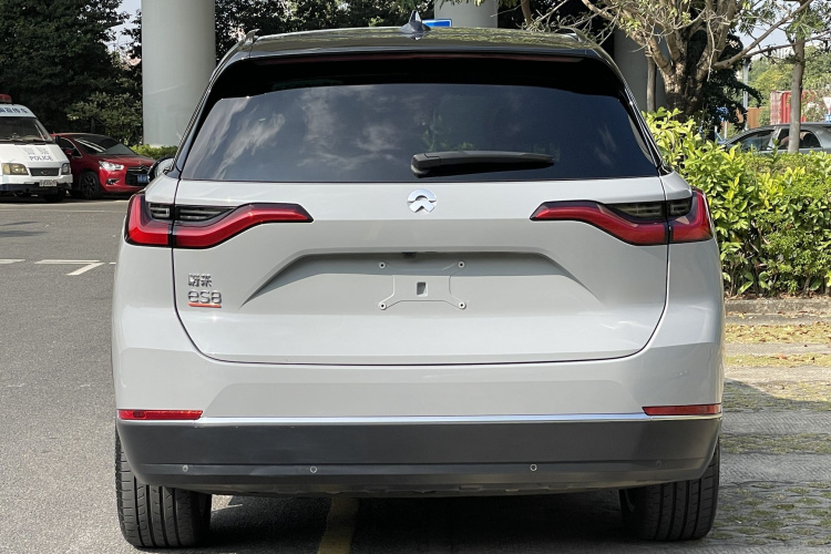 蔚来ES8 2022款 75kWh 六座版车身外观6005