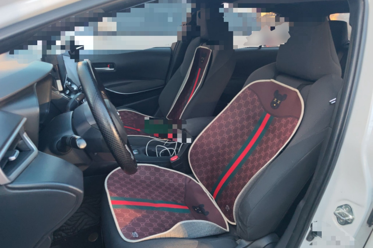 丰田 雷凌 2021款 双擎 1.8H E-CVT豪华版中控内饰19