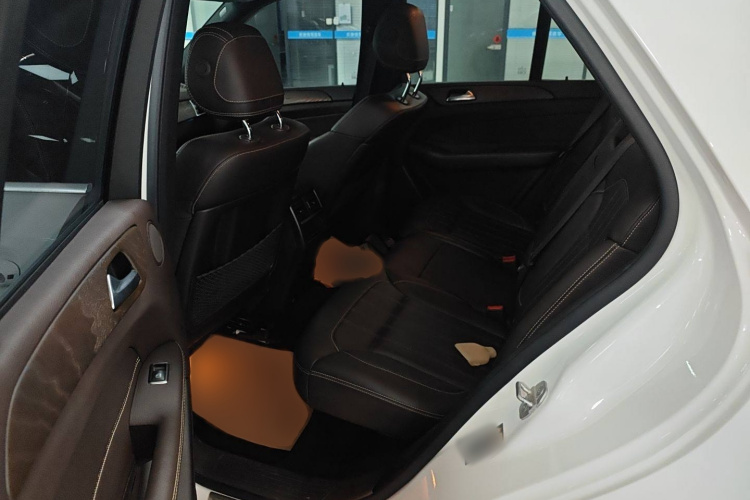 奔驰GLE 2017款 GLE 400 4MATIC中控内饰7004