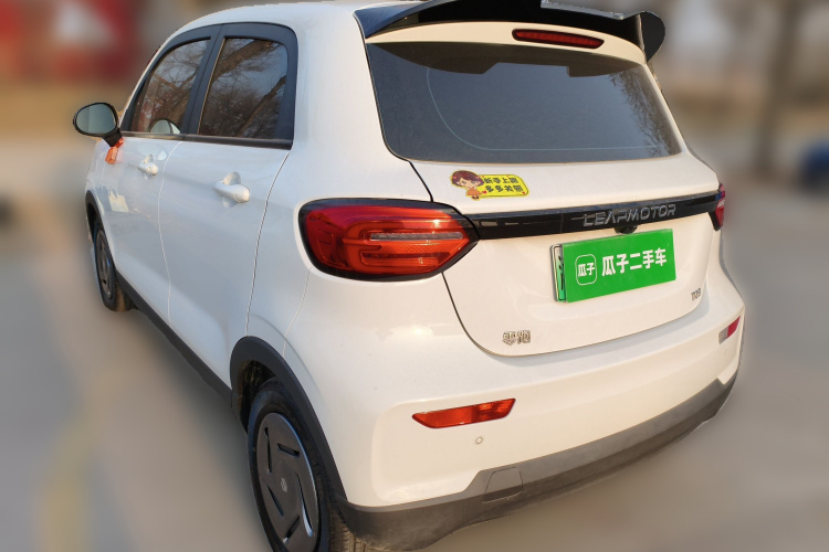 零跑汽车 零跑T03 2024款 200轻享版车身外观5