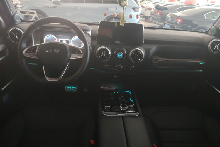 北京越野 北京BJ40 2023款 2.0T 自动四驱城市猎人版侠客型中控内饰7003