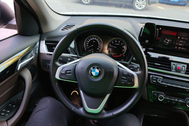 宝马X1 2020款 sDrive25Li 领先型局部细节13