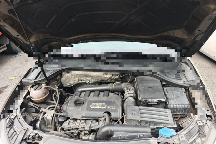 奥迪Q3(进口) 2012款 35 TFSI quattro 舒适型局部细节24