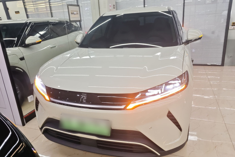 比亚迪 元UP 2025款 智驾版 401KM 活力版车身外观2