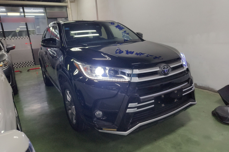 丰田 汉兰达 2018款  2.0T 两驱豪华版 7座 国VI车身外观6002