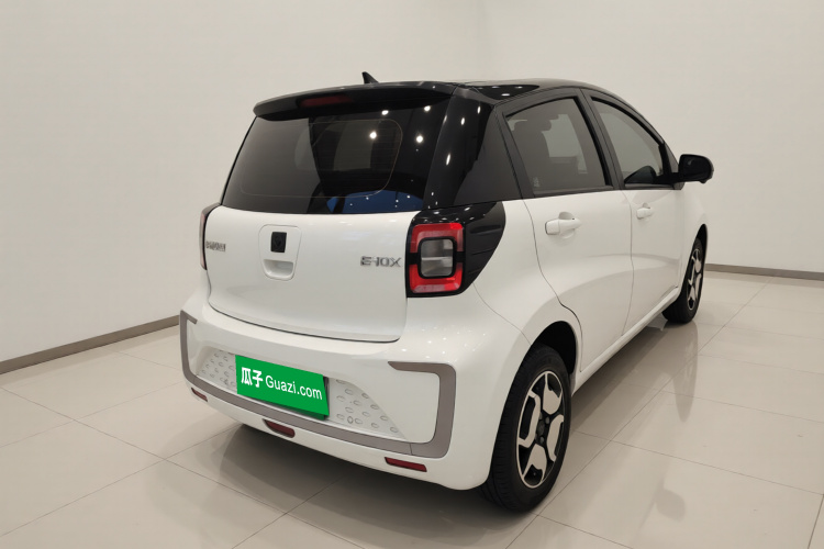 思皓 2022款 花仙子款 四叶草车身外观7