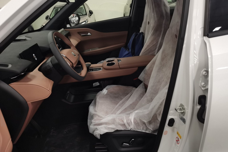 长安UNI-Z新能源 2025款 智慧新蓝鲸 125km 战舰+中控内饰19