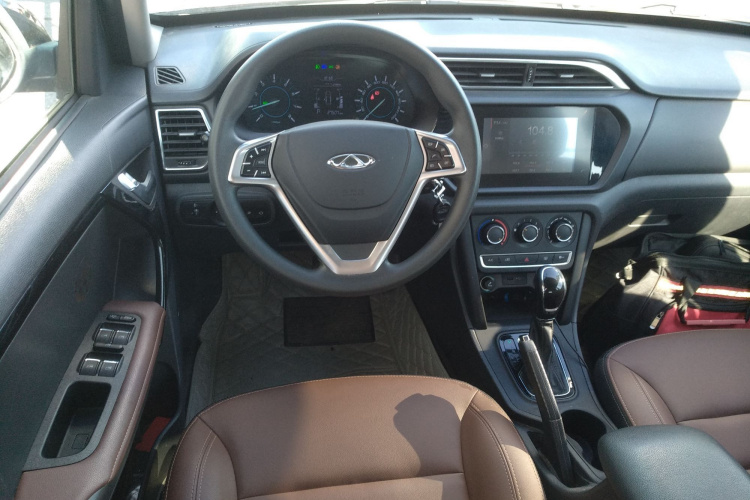 奇瑞 瑞虎3 2018款 1.6L CVT百万全球版中控内饰13