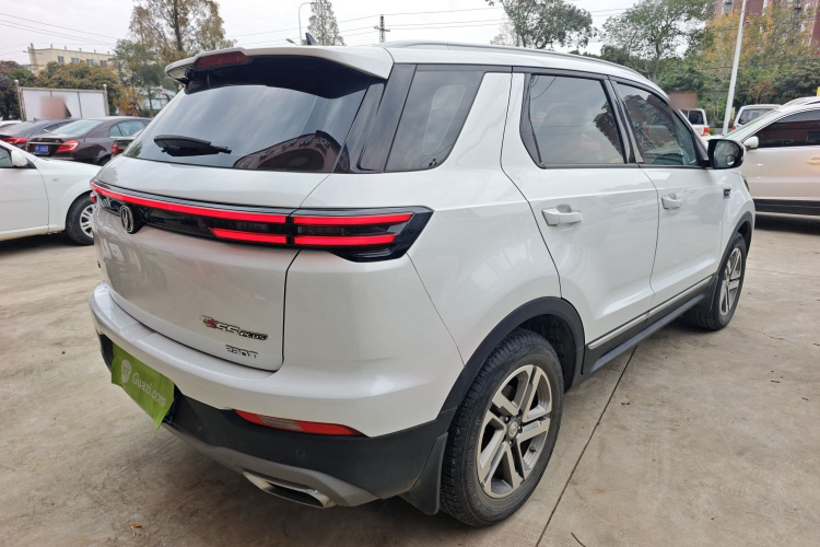 长安CS55PLUS 2020款 1.5T 手动炫色型车身外观7