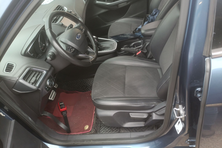 福特 福睿斯 2019款 改款 1.5L 自动悦享型 国VI中控内饰20