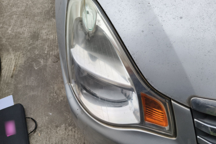 日产 轩逸 2012款 经典 1.6XE 手动舒适版车身外观8