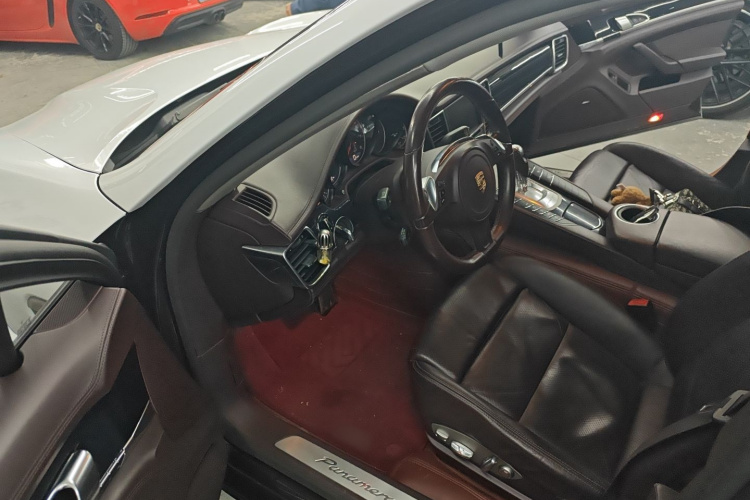 保时捷 2014款 Panamera 3.0T中控内饰7002