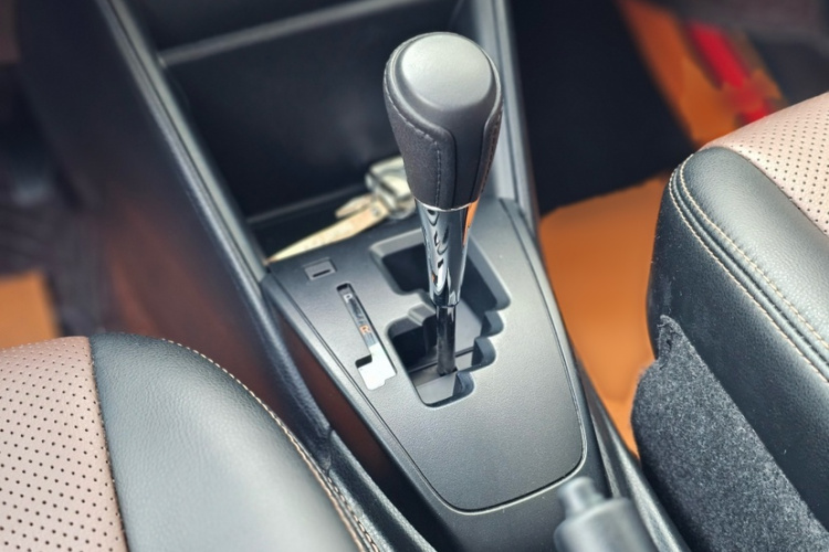 丰田 威驰 2022款 1.5L 20周年纪念版局部细节18