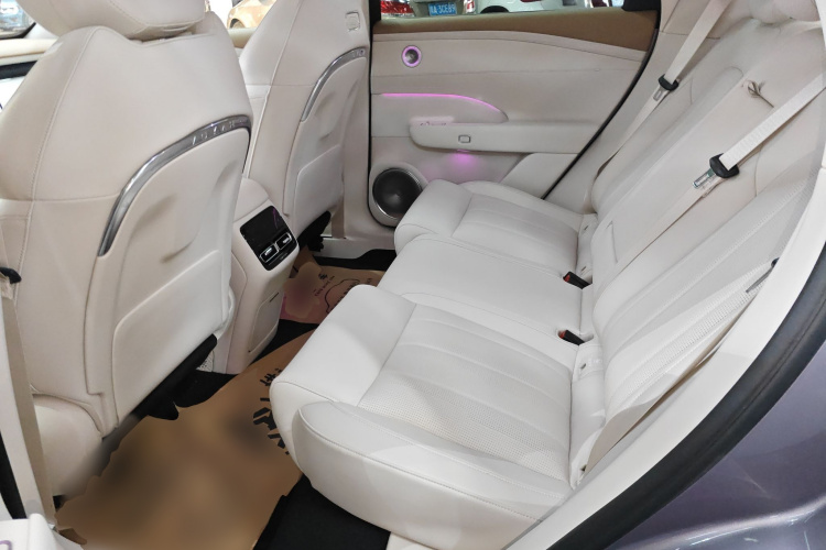 岚图汽车 岚图FREE 2025款 FREE+ 四驱乾崑版中控内饰21