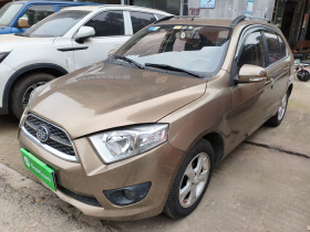 一汽 夏利N7 2015款 1.3L 自动尊贵型