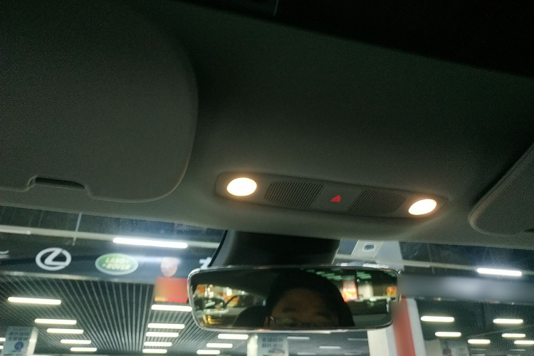 特斯拉 Model 3 2021款 标准续航后驱升级版局部细节22