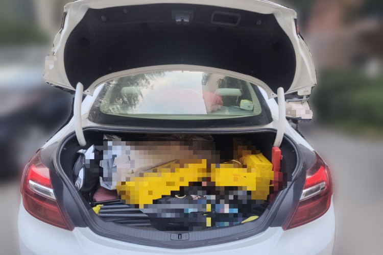 别克 君威 2015款 2.0L 精英时尚型局部细节23